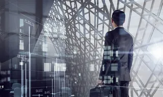 蓝色商务大楼里的商务精英高清摄影