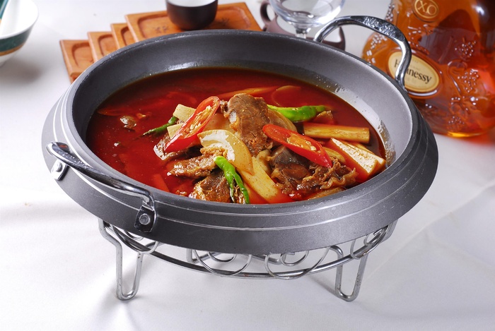 干锅美食焖锅湘菜麻辣香辣纸锅干锅皮带黄牛肉