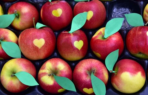 新年红苹果图片