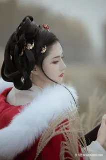 古典古装汉服户外写真摄影美女图片