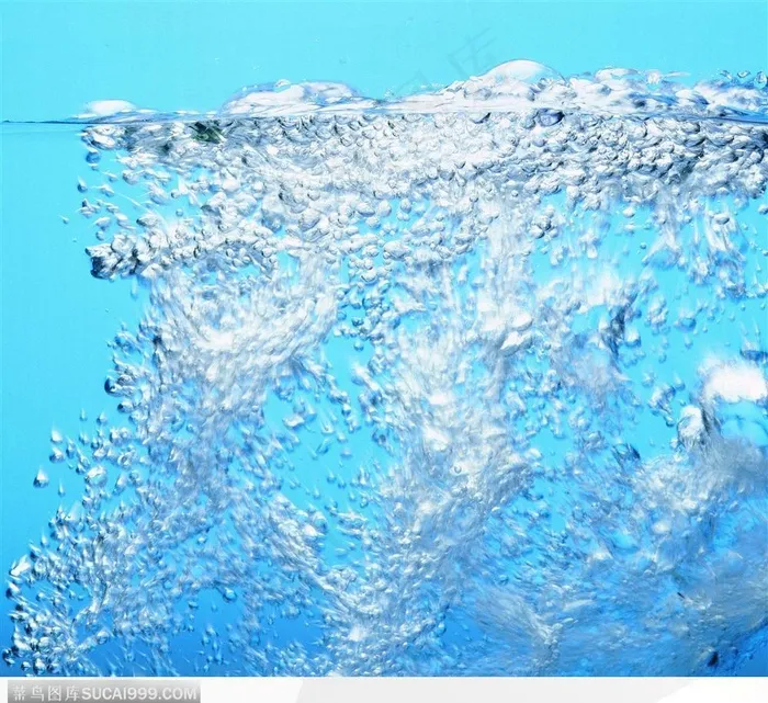 水中翻滚的气泡