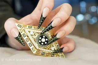 简单大方美甲图片美容图片