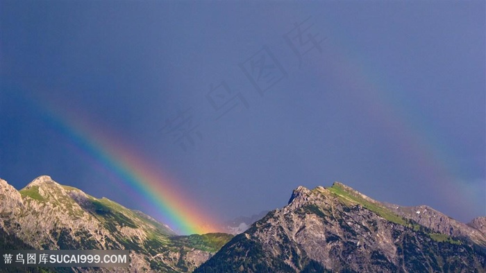彩虹山脉壁纸