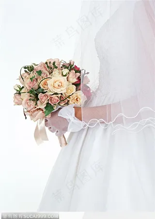 婚礼物语-手中握着的鲜花