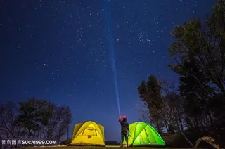 郊外帐篷景色高清图片