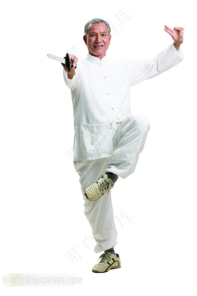 练习太极剑的老人