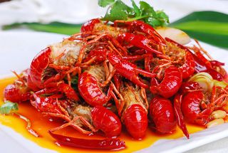 特色麻辣小龙虾 