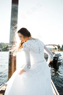 海边婚纱背影图片 海边婚纱背影图片