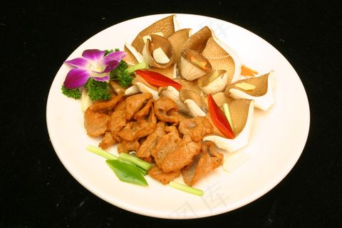 3217指脐菇炒鱼片 3217指脐菇炒鱼片