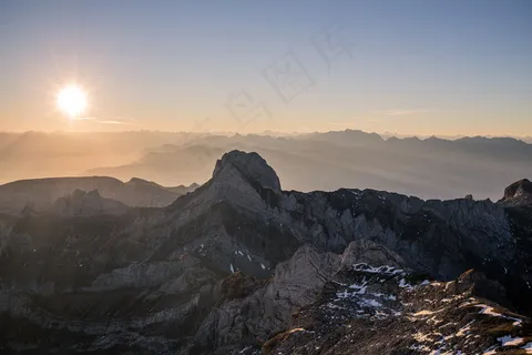 高山日出美景图片 高山日出美景图片