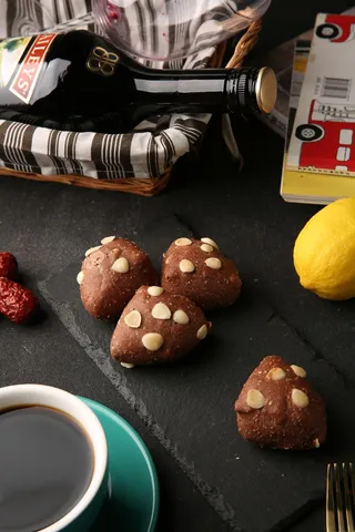 蛋糕店小蛋糕慕斯美食甜品图片