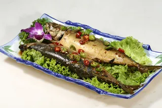 5保府酥霸鱼  昭君