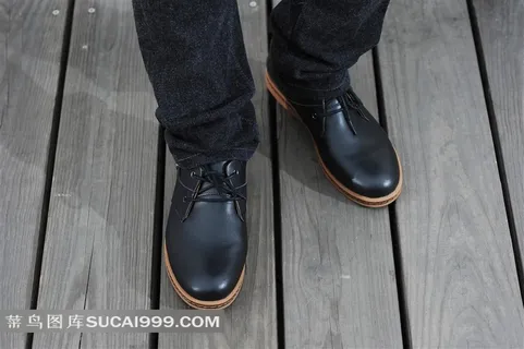 高清黑色男式皮鞋图片