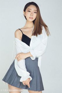 高清性感漂亮的日本超短裙美女写真图片