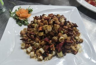 宫爆鸡丁宫保鸡丁实拍菜品