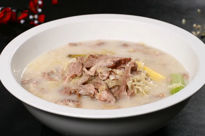 D00145酸菜炖羊肉 (4)