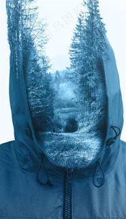 蓝色衣服帽子里的风景创意