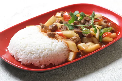 土豆牛肉盖饭