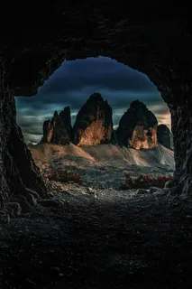 山峰特写高清图片