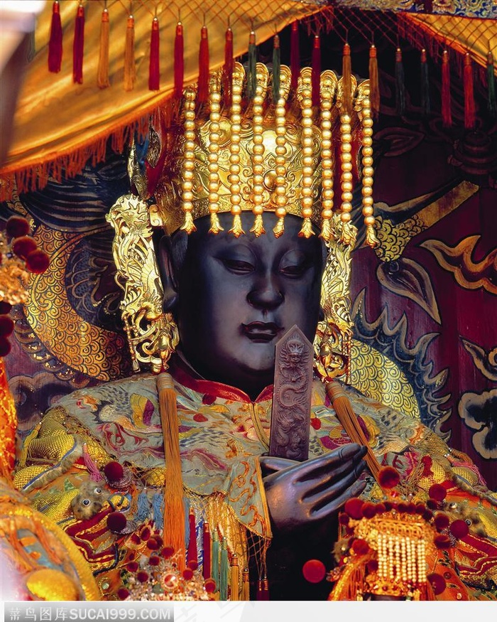 古刹仙佛-严肃的佛像