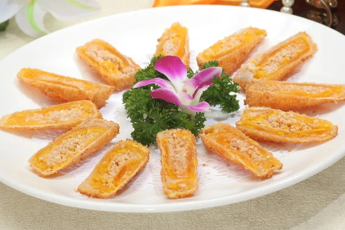 香酥蛋黄卷
