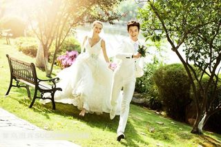清新婚纱图片