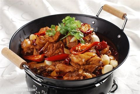 中华美食干锅乡里鸡摄影图