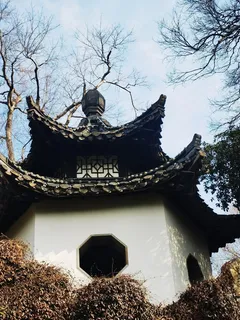 苏州瘦西湖一角特色建筑