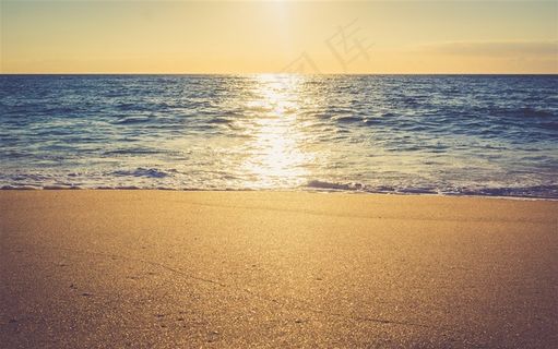 海滩日落美景摄影图片