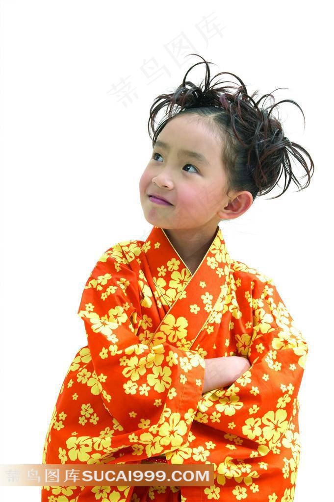 抱手的甜美小女孩素材