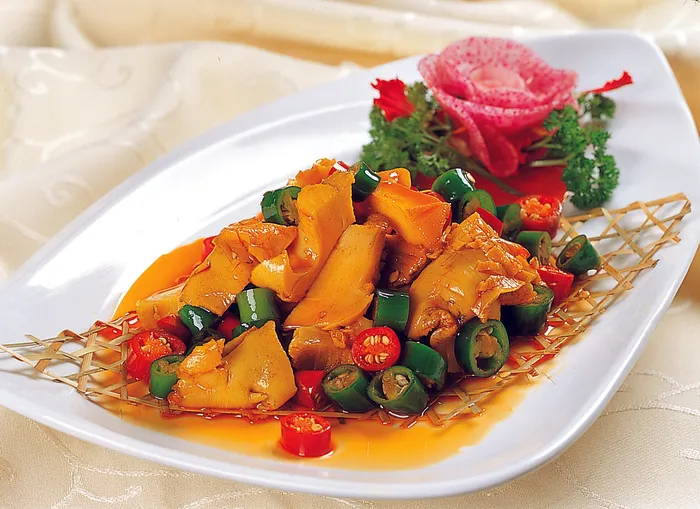 96C023椒香竹笆螺