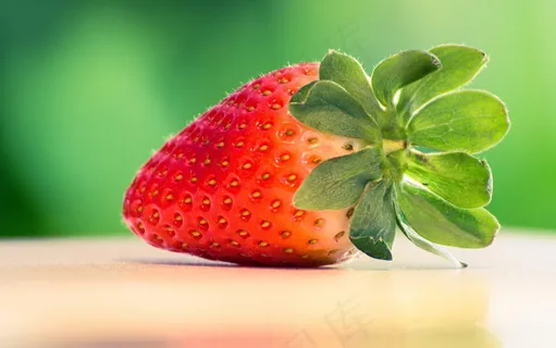 可爱草莓背景图片 可爱草莓背景图片