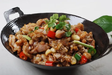 干锅美食焖锅湘菜麻辣香辣纸锅干锅田鸡