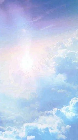 自然紫蓝色天空云层云彩漂浮浪漫阳光摄影