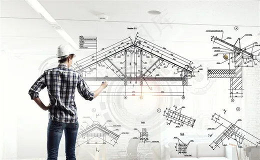 画图纸的国外男人