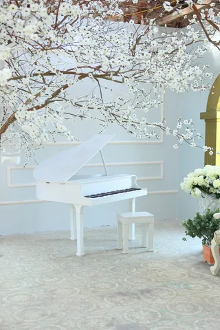 现代浪漫花卉结婚背景墙