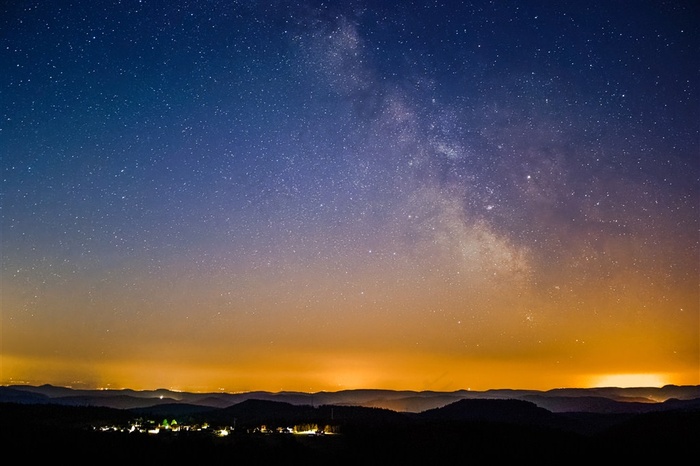 棕黄色的星空图片