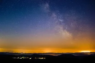 棕黄色的星空图片