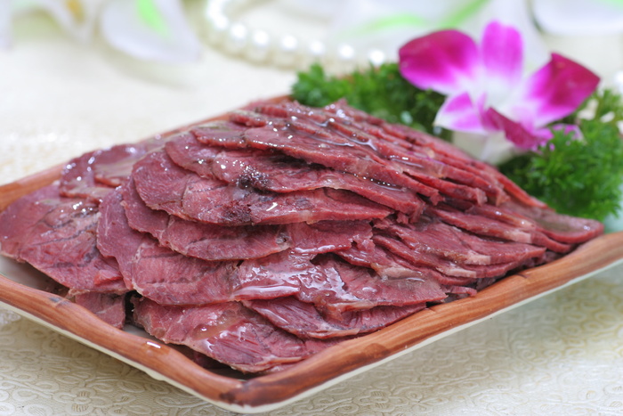 老汤酱牛肉  18元
