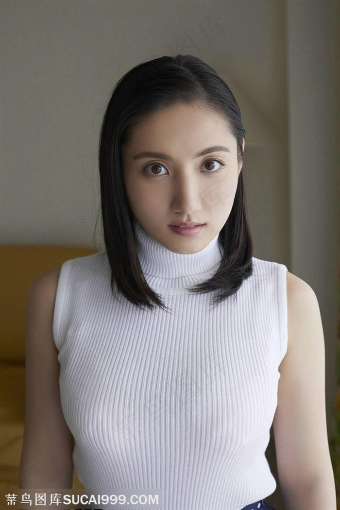 漂亮的日本高清美女紗綾图片