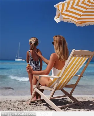 沐浴阳光的母女