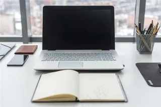 笔记本和手机等