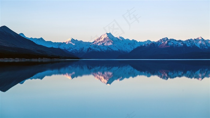美丽雪山湖泊风景4k壁纸3840x2160