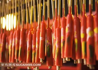 庙里烧香拜佛用的蜡烛