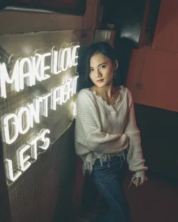 亚洲生活美女图片 亚洲生活美女图片