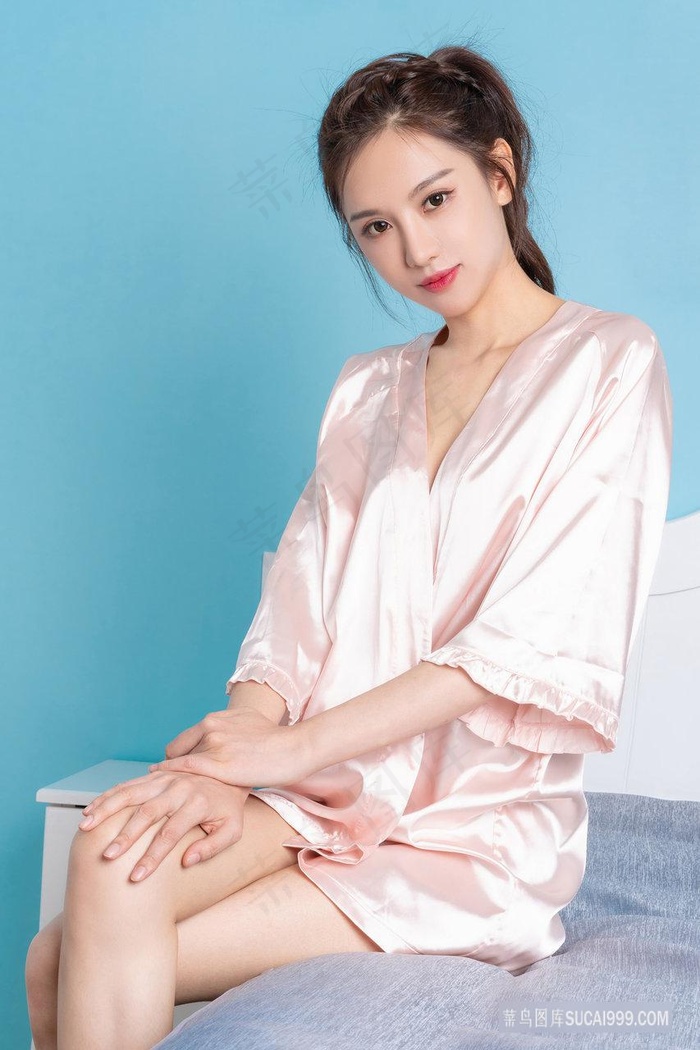 亚洲gogo久久精品AV美女图片在线下载