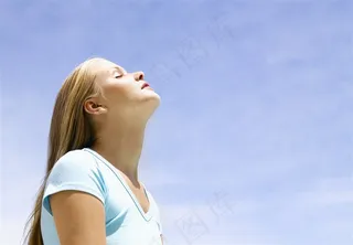 美丽的金发美女