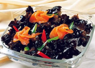 LCSC2372三文鱼拼木耳