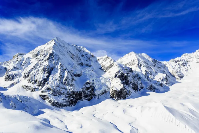 美丽的冬天雪山