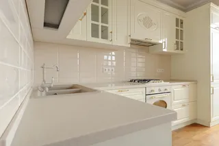 现代简约厨房台面设计 白色瓷砖